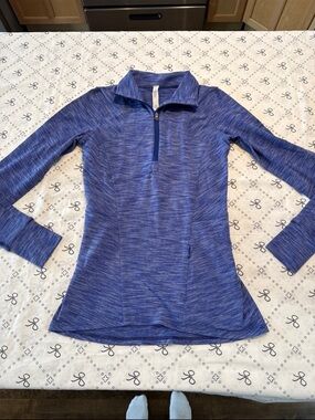 Lululemon blue long sleeve quarter zip size 4